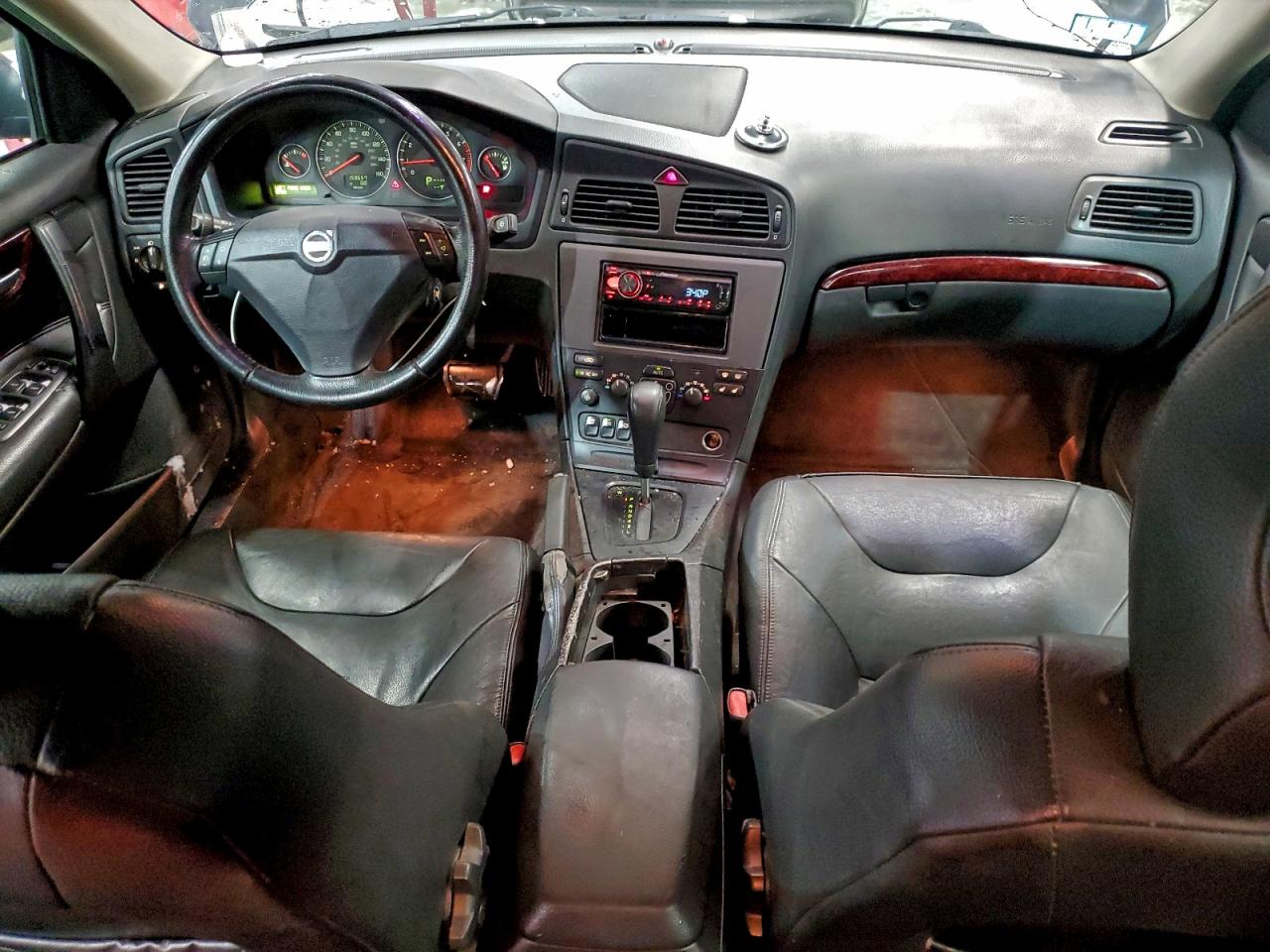 2004 Volvo S60 2.5T VIN: YV1RS59V242402071 Lot: 94084785