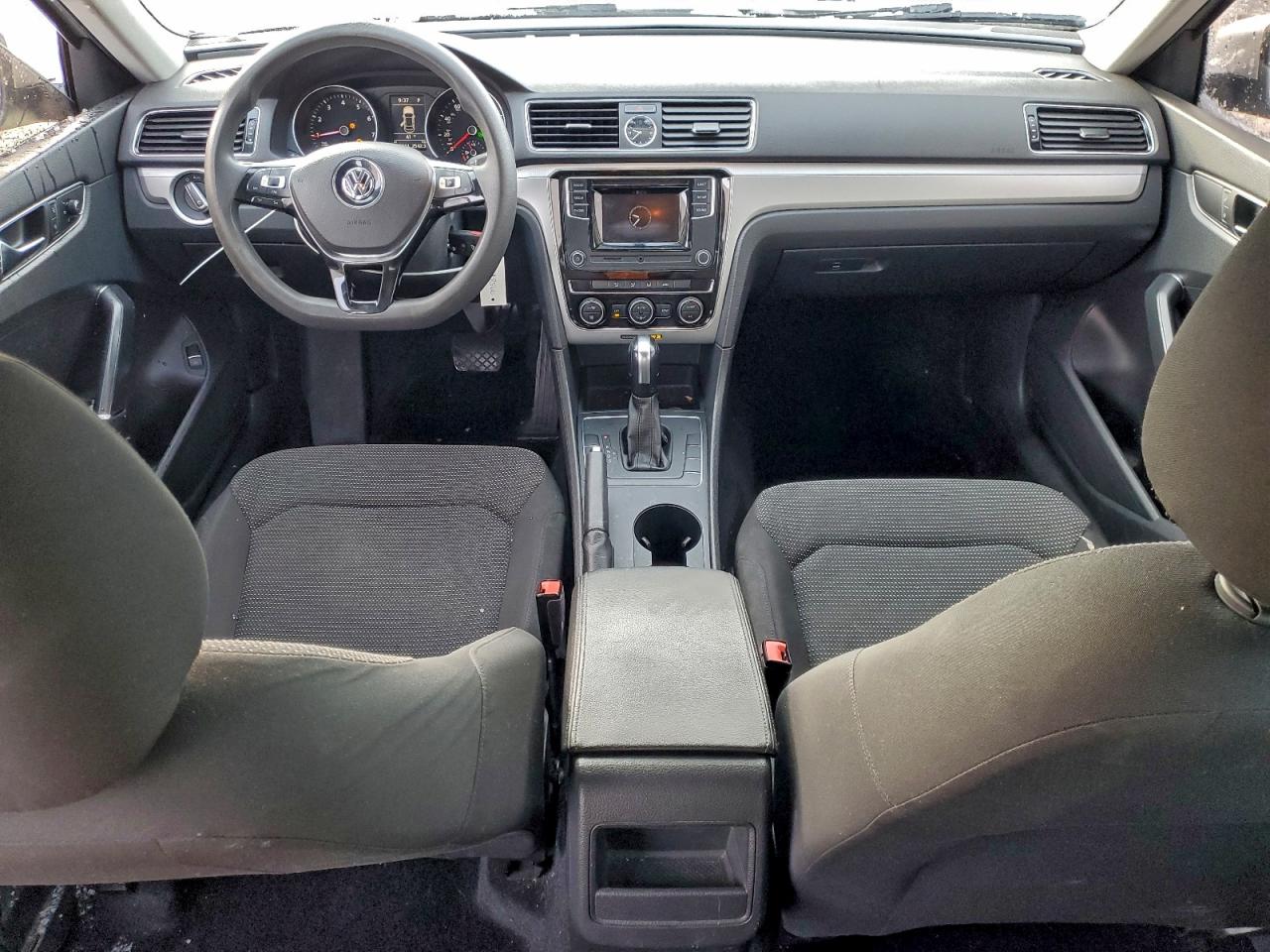 2017 Volkswagen Passat S VIN: 1VWAT7A34HC054163 Lot: 93137965