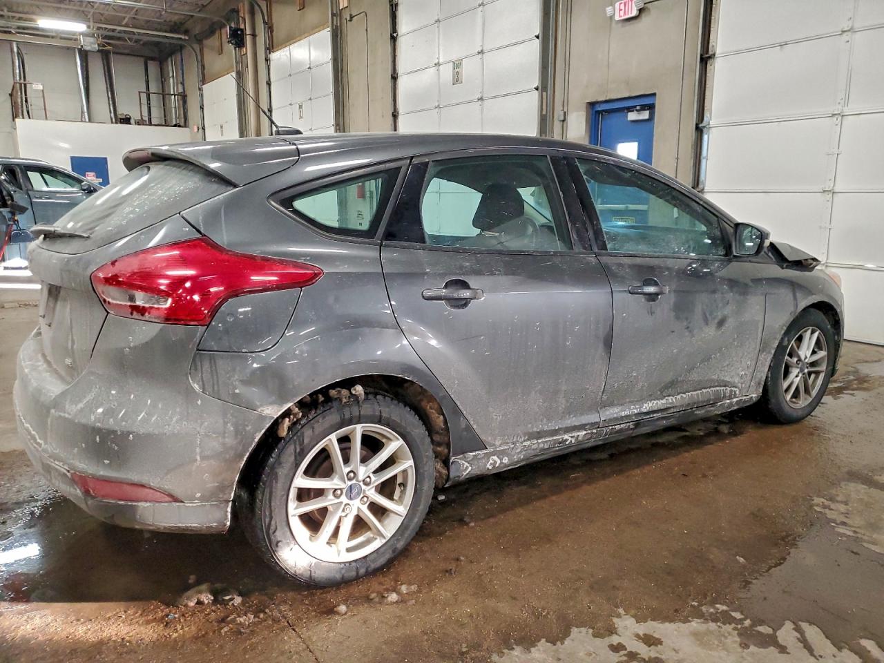2017 Ford Focus Se VIN: 1FADP3K24HL267266 Lot: 97377425