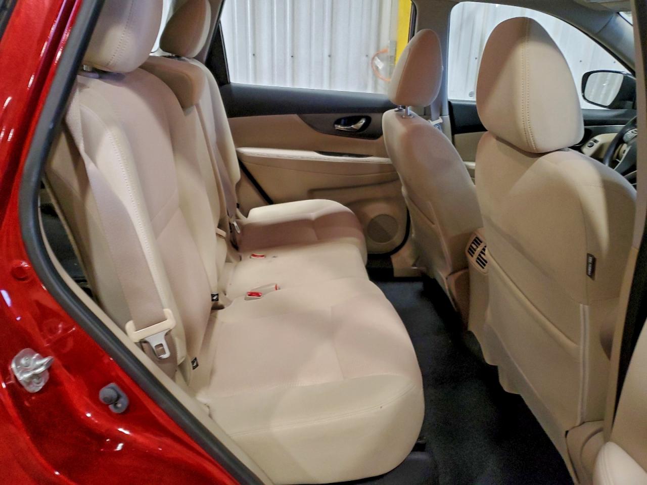 2016 Nissan Rogue S VIN: JN8AT2MVXGW139951 Lot: 95894085