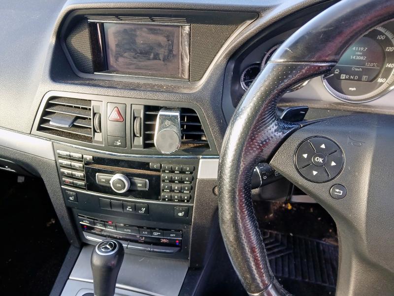2011 MERCEDES-BENZ E CLASS E200 CGI BLUEEFFICIENCY SPORT 2DR TIP AUTO