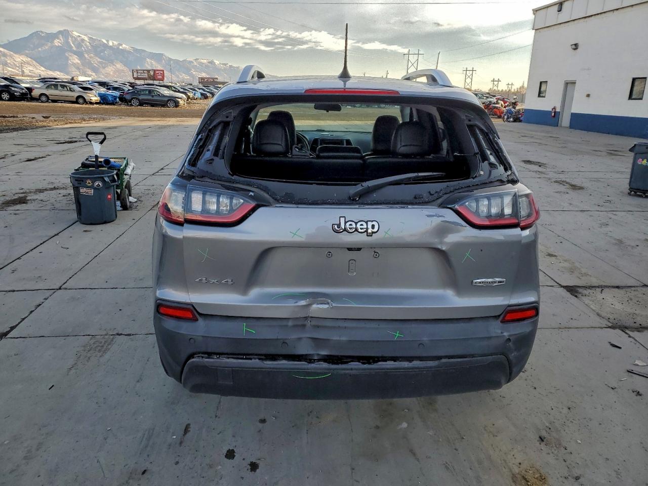 2020 Jeep Cherokee Latitude Plus VIN: 1C4PJMLB5LD526413 Lot: 93960645