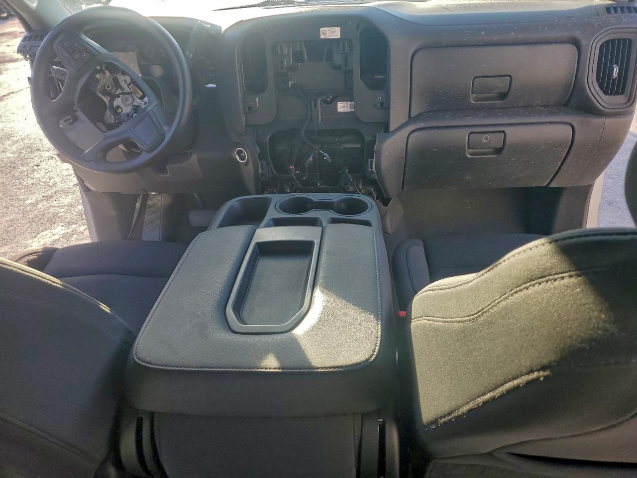 2025 Chevrolet Silverado K1500 Trail Boss Custom VIN: 3GCUKCED2SG189385 Lot: 94362445