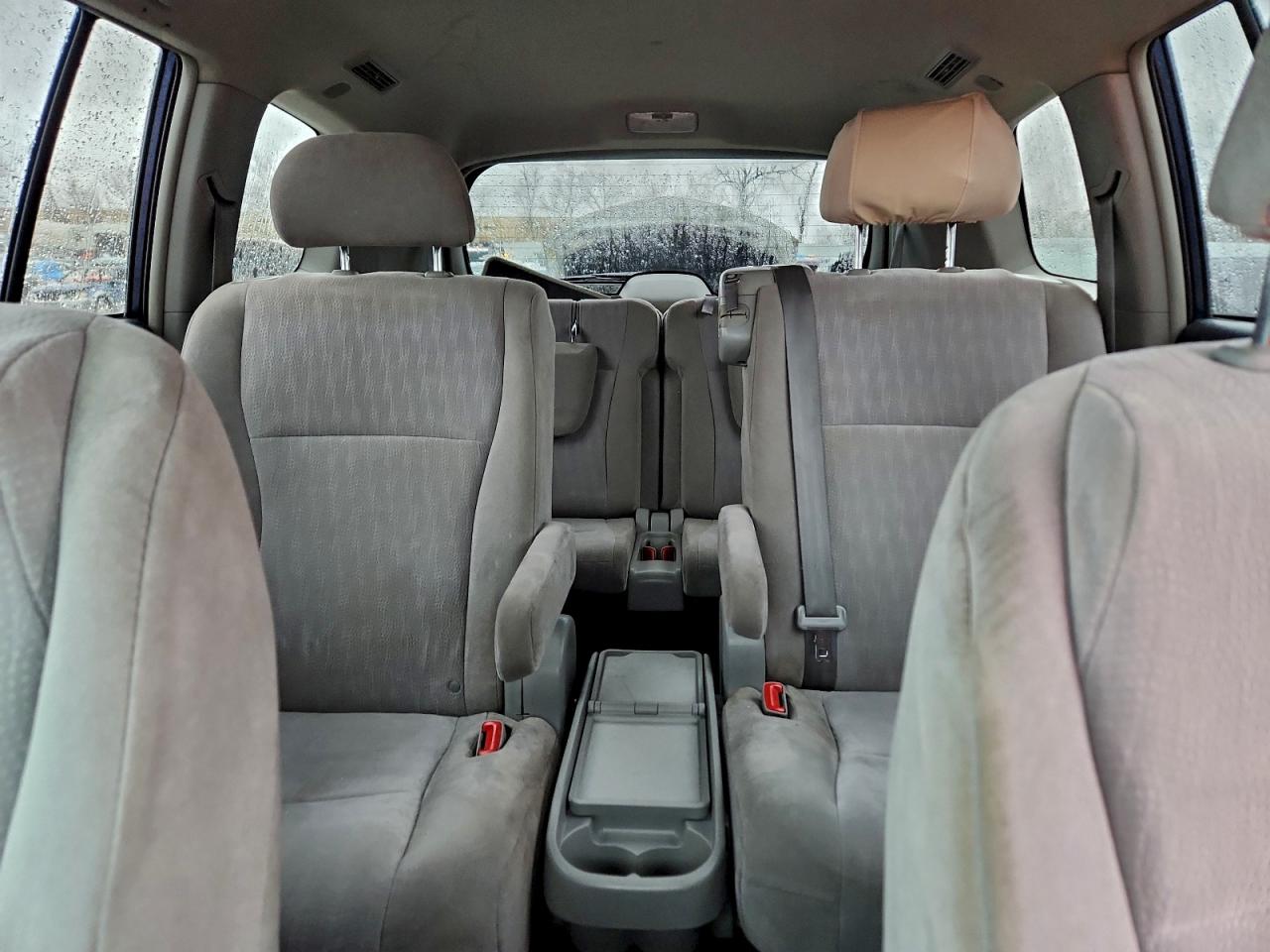 2011 Toyota Highlander Base VIN: 5TDBK3EH5BS062819 Lot: 97783075