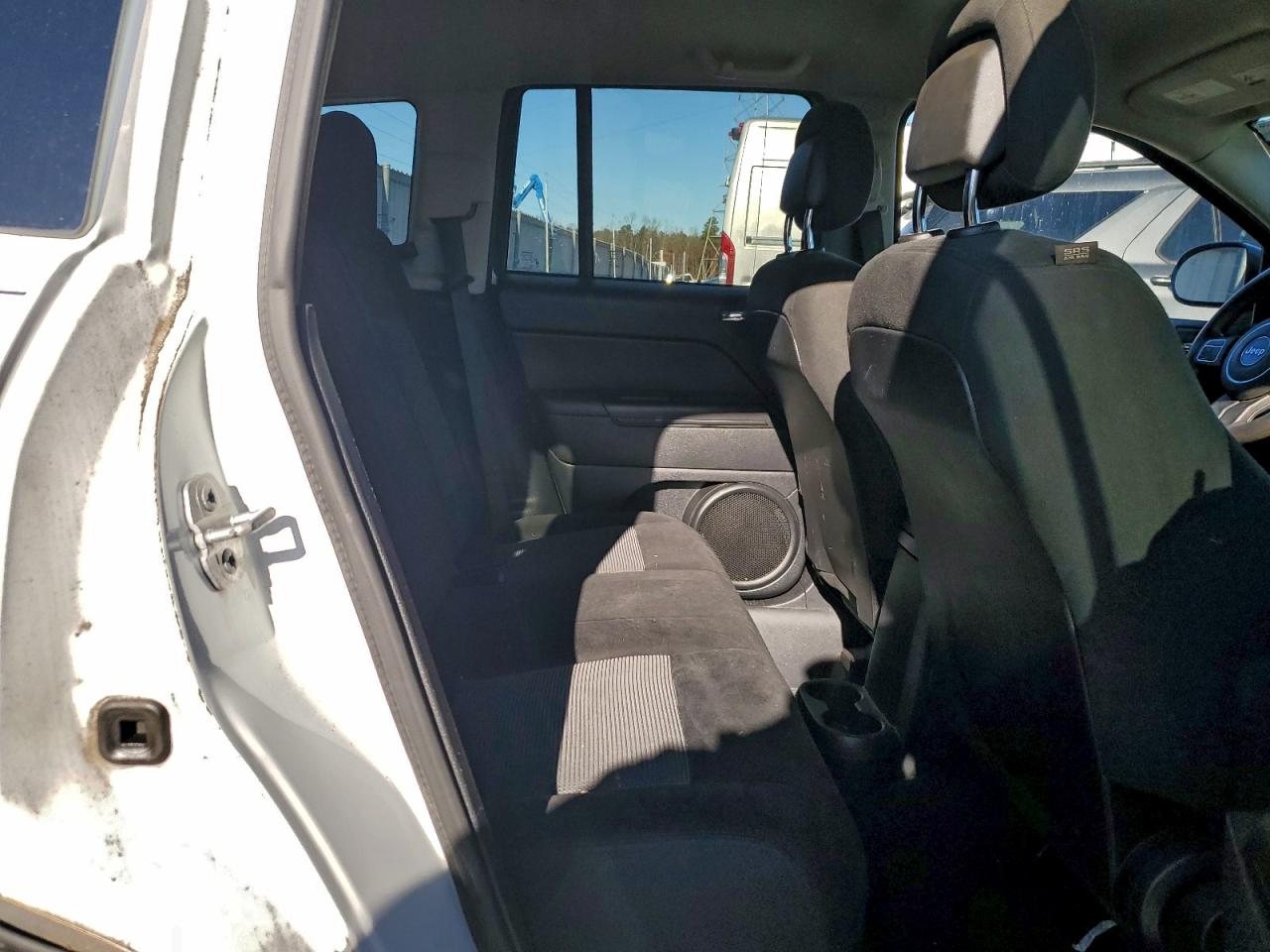 2016 Jeep Compass Sport VIN: 1C4NJCBA9GD568129 Lot: 96235195