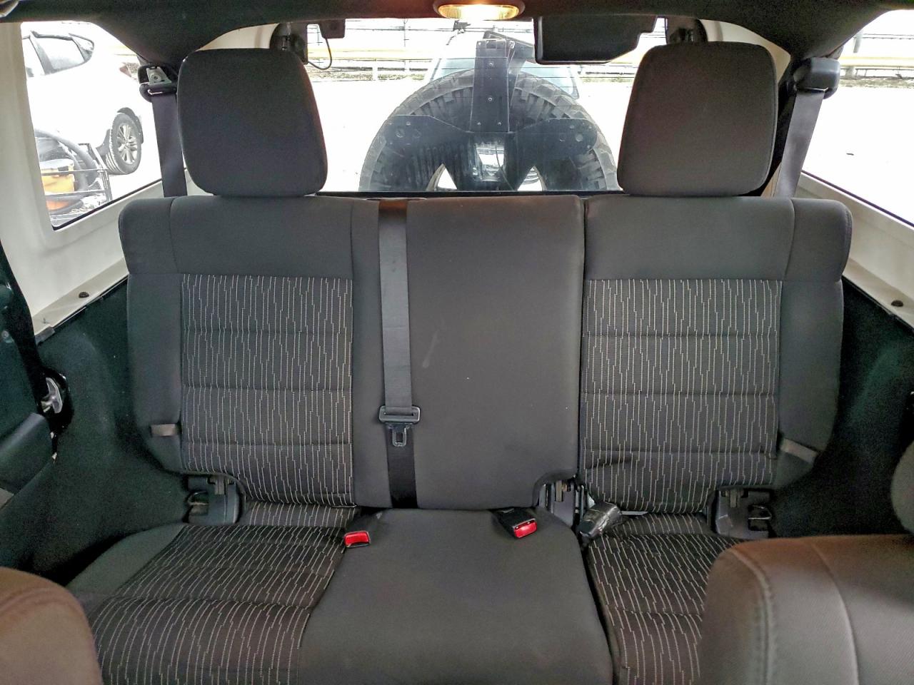 2012 Jeep Wrangler Unlimited Sport VIN: 1C4BJWDG9CL142575 Lot: 97073615