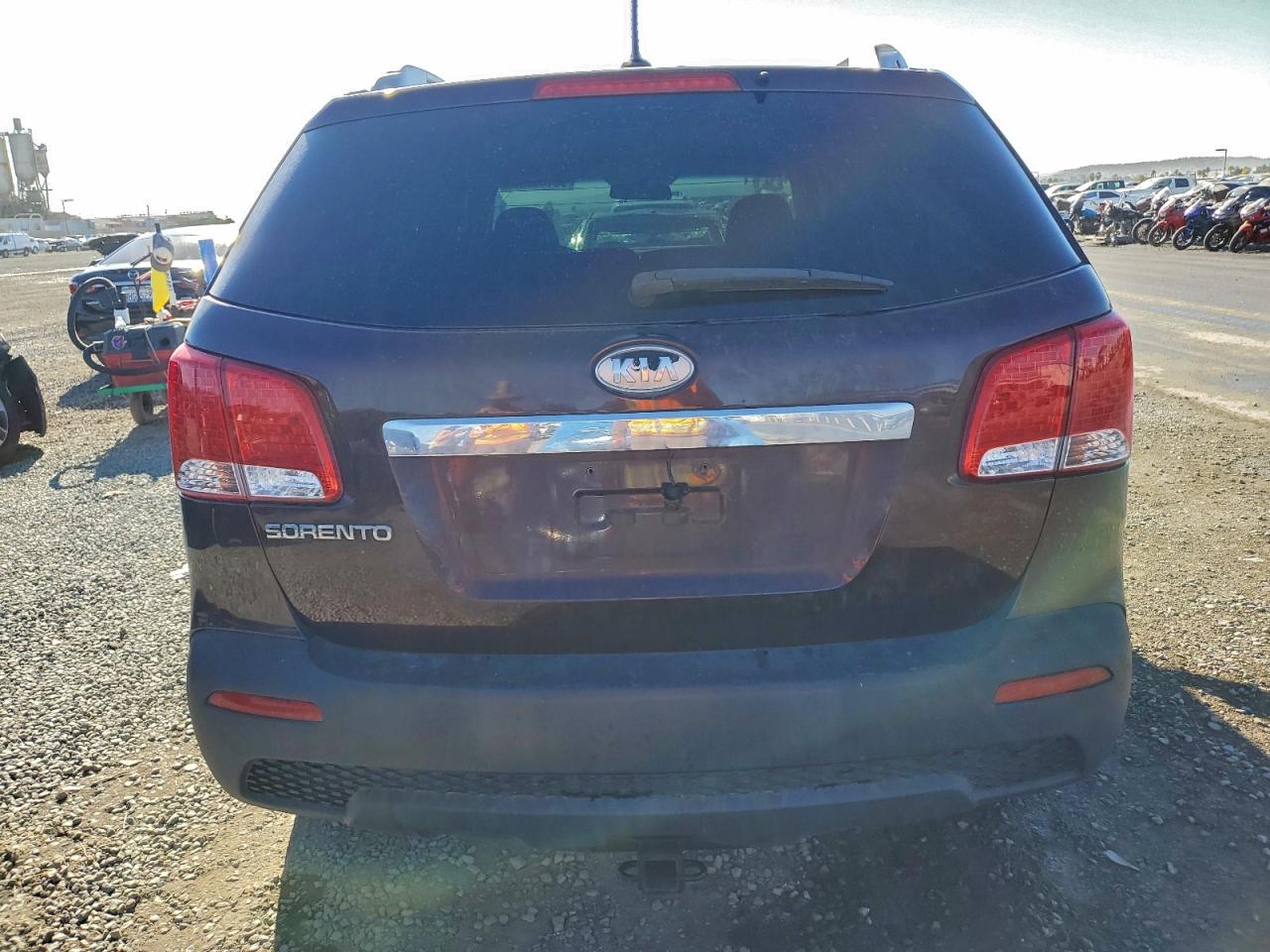 2012 Kia Sorento Base VIN: 5XYKTDA27CG195777 Lot: 96148295