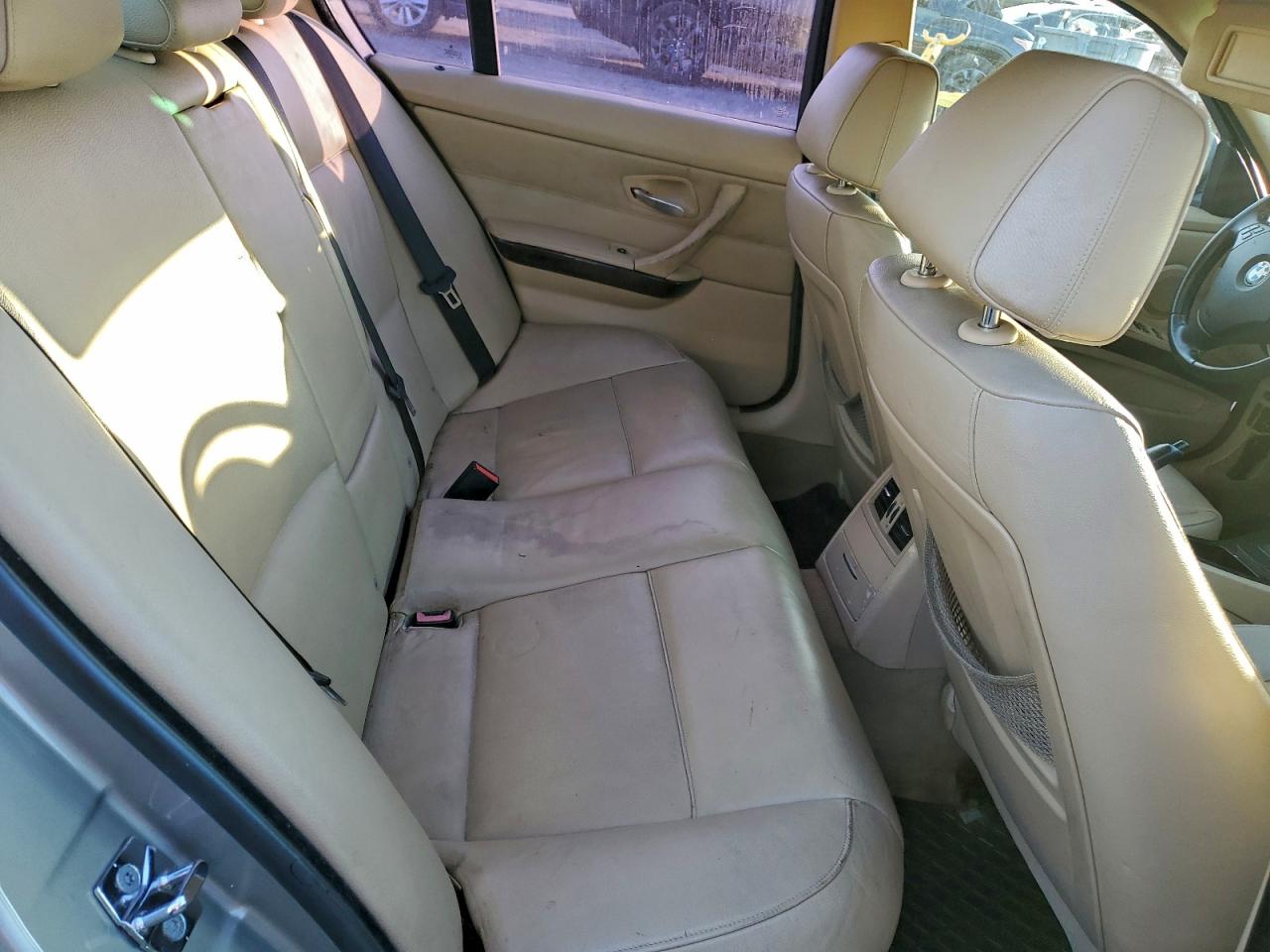 Фото: WBAVC73527KP35636