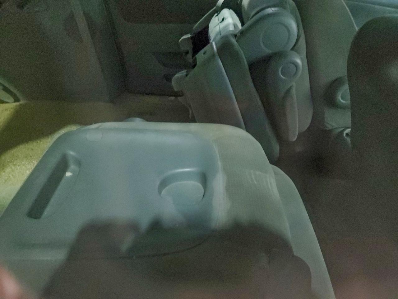 2004 Toyota Sienna Le VIN: 5TDBA23C84S010088 Lot: 96100805