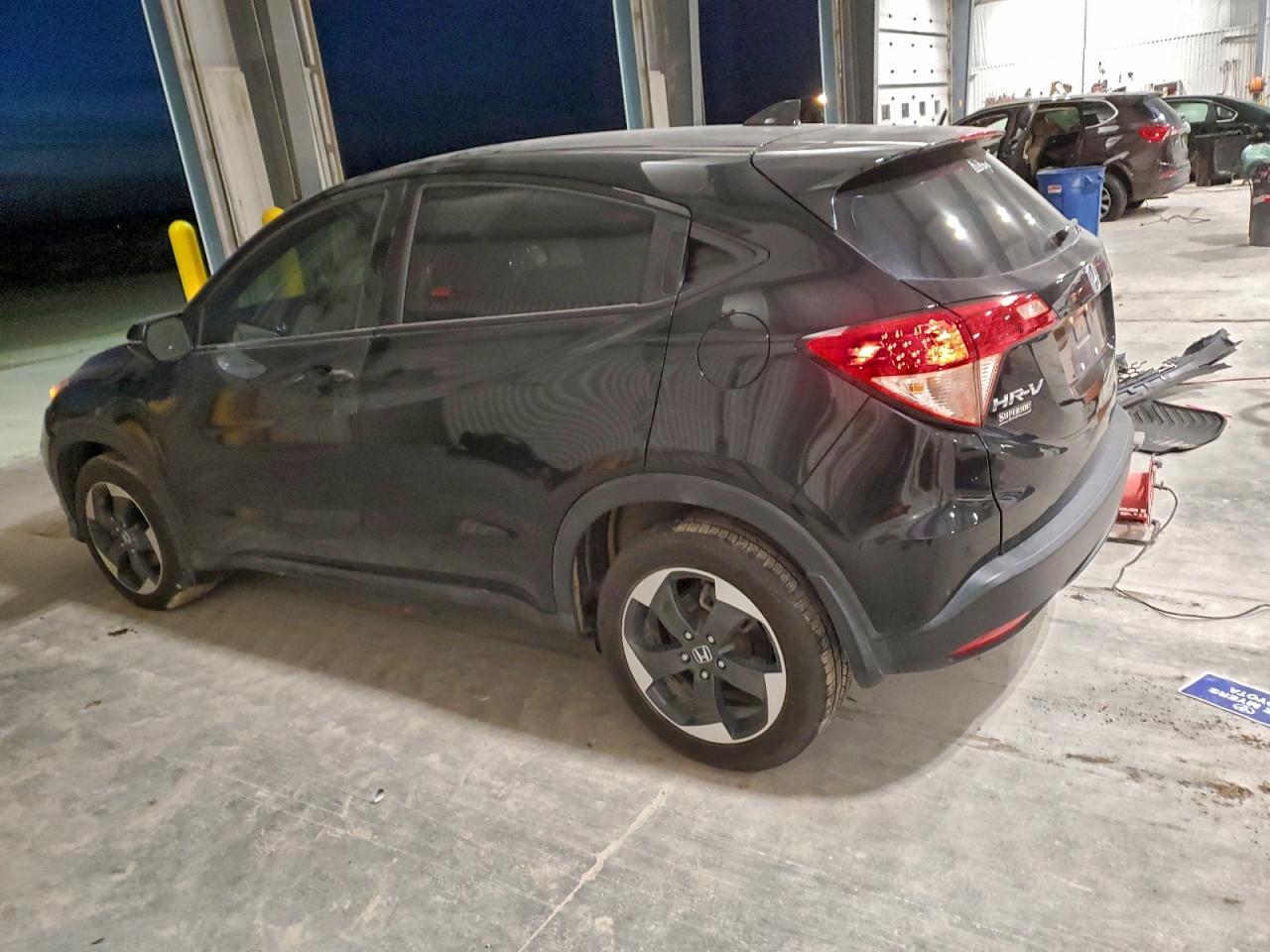 2018 Honda Hr-V Ex VIN: 3CZRU6H5XJG700937 Lot: 97636185