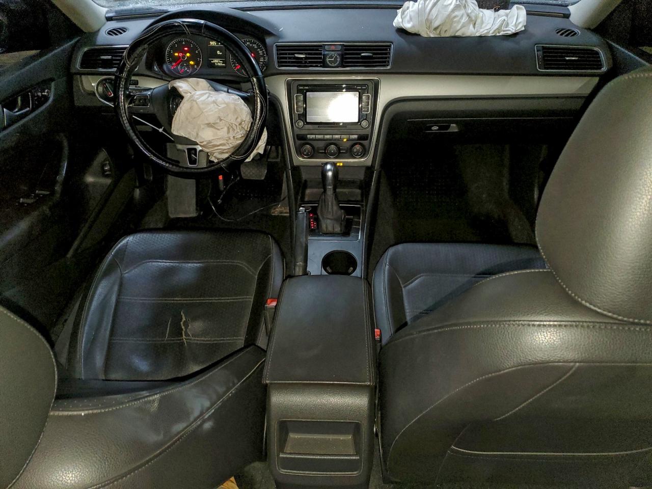 2015 Volkswagen Passat S VIN: 1VWAT7A38FC104754 Lot: 96300605