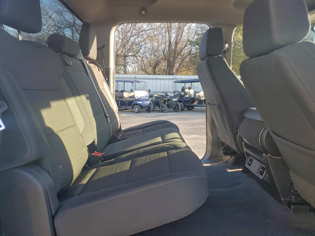 2025 Chevrolet Silverado K1500 Trail Boss Custom VIN: 3GCUKCED2SG189385 Lot: 94362445