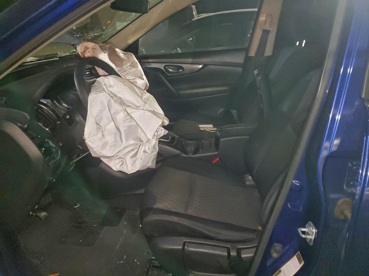 2017 Nissan Rogue S VIN: JN8AT2MT0HW138324 Lot: 97437135