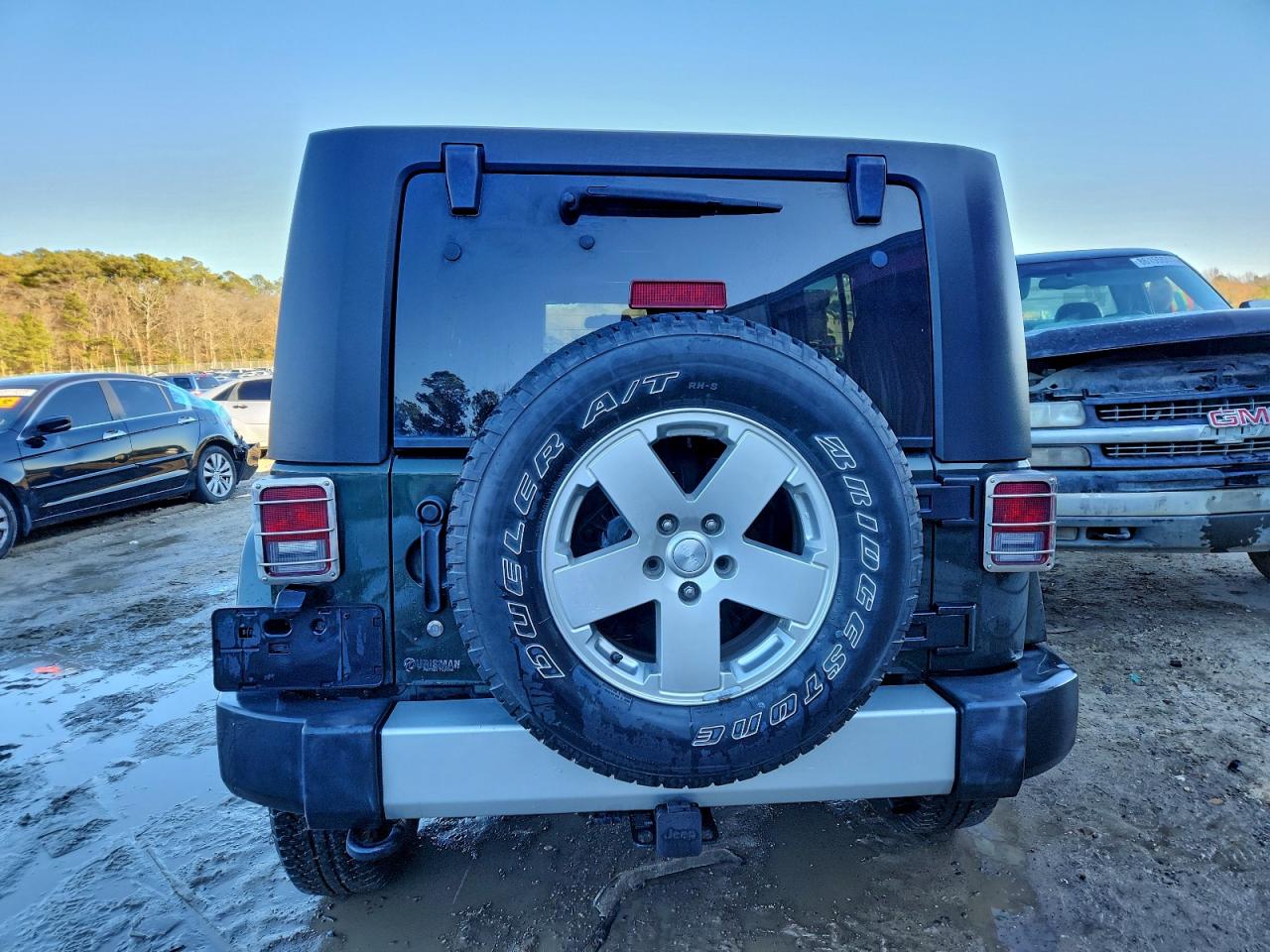 2010 Jeep Wrangler Unlimited Sahara VIN: 1J4HA5H18AL181711 Lot: 95140815