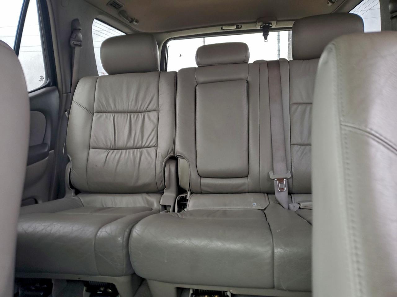 2005 Toyota Sequoia Sr5 VIN: 5TDBT44A75S254691 Lot: 95781305