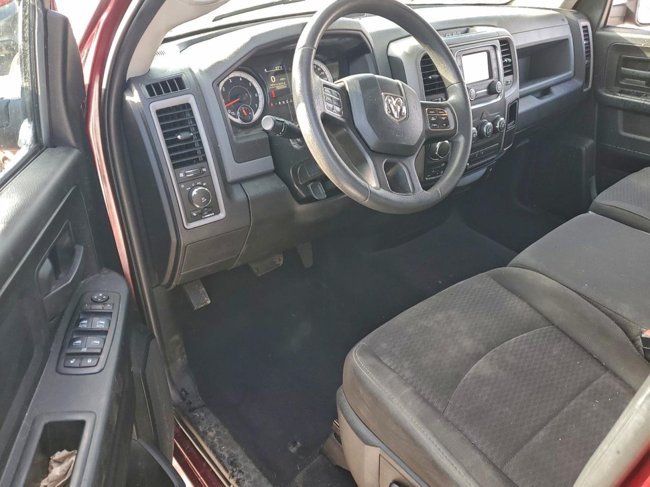 2018 Ram 1500 St VIN: 1C6RR7FT3JS334625 Lot: 95296315