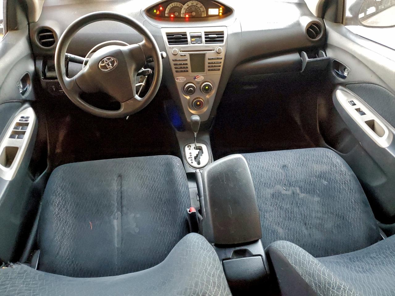 2007 Toyota Yaris VIN: JTDBT903371140353 Lot: 94378105