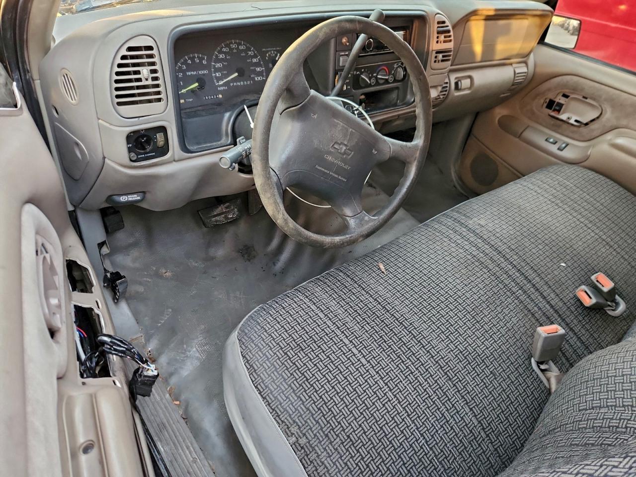 1997 Chevrolet Gmt-400 C1500 VIN: 1GCEC14W5VZ157950 Lot: 94497775