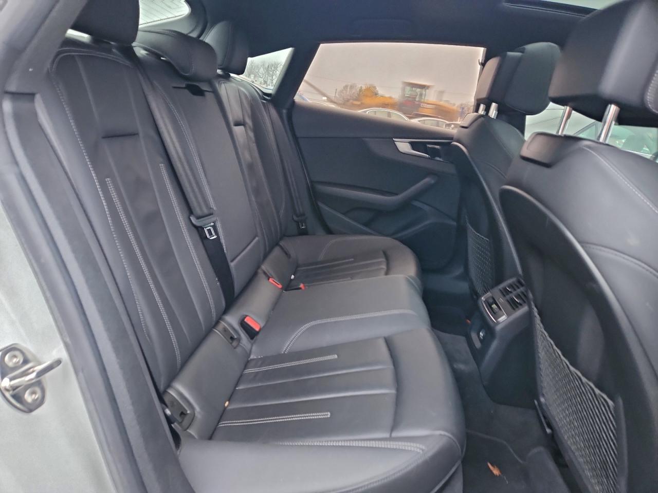 Фото: WAUDACF54MA003418