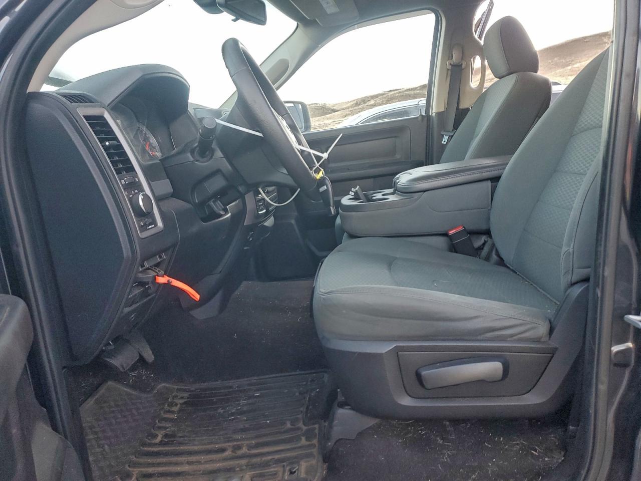 2014 Ram 1500 St VIN: 1C6RR7SM9ES303352 Lot: 96146655