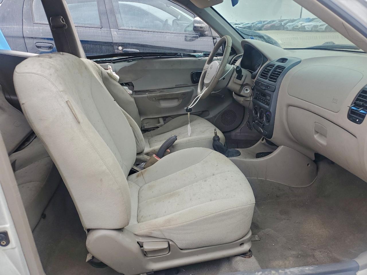 2004 Hyundai Accent Gl VIN: KMHCG35C04U285872 Lot: 97220905