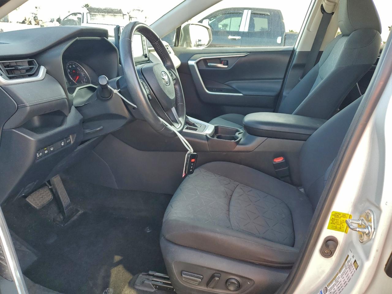 2020 Toyota Rav4 Xle VIN: 2T3P1RFV7LW094994 Lot: 95123095