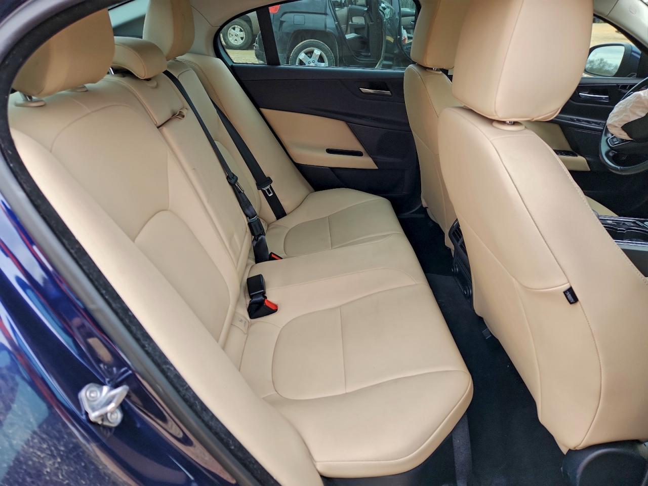 2017 Jaguar Xe Premium VIN: SAJAJ4BV8HCP13094 Lot: 97871215