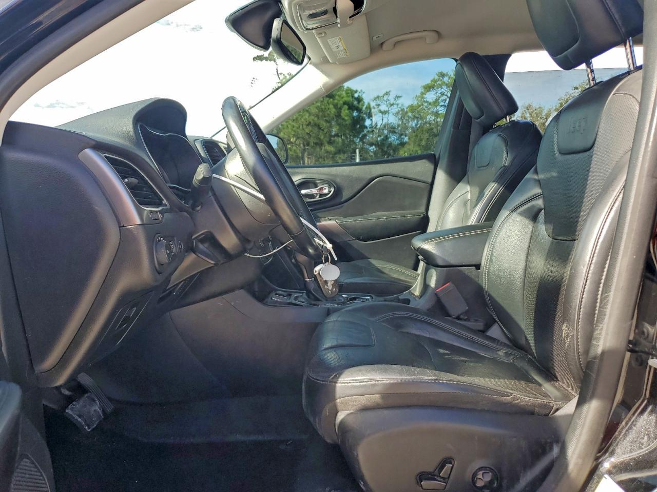 2019 Jeep Cherokee Limited VIN: 1C4PJLDB0KD297856 Lot: 94488885