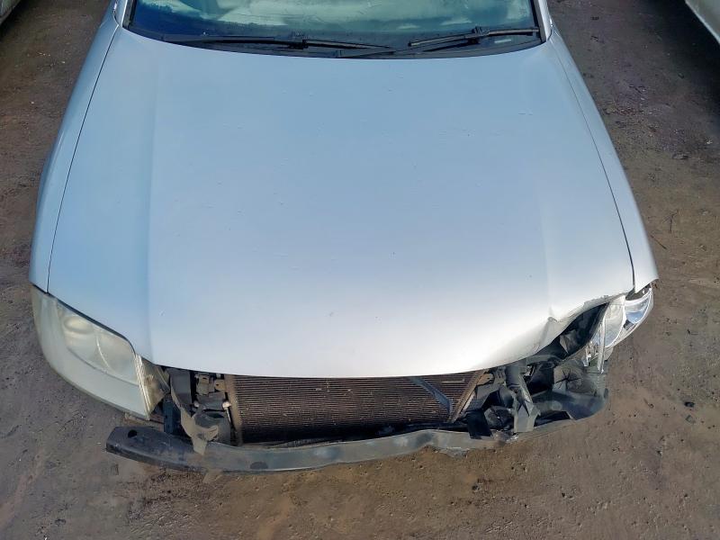 2004 VOLKSWAGEN PASSAT 1.9 HIGHLINE TDI 130 4DR