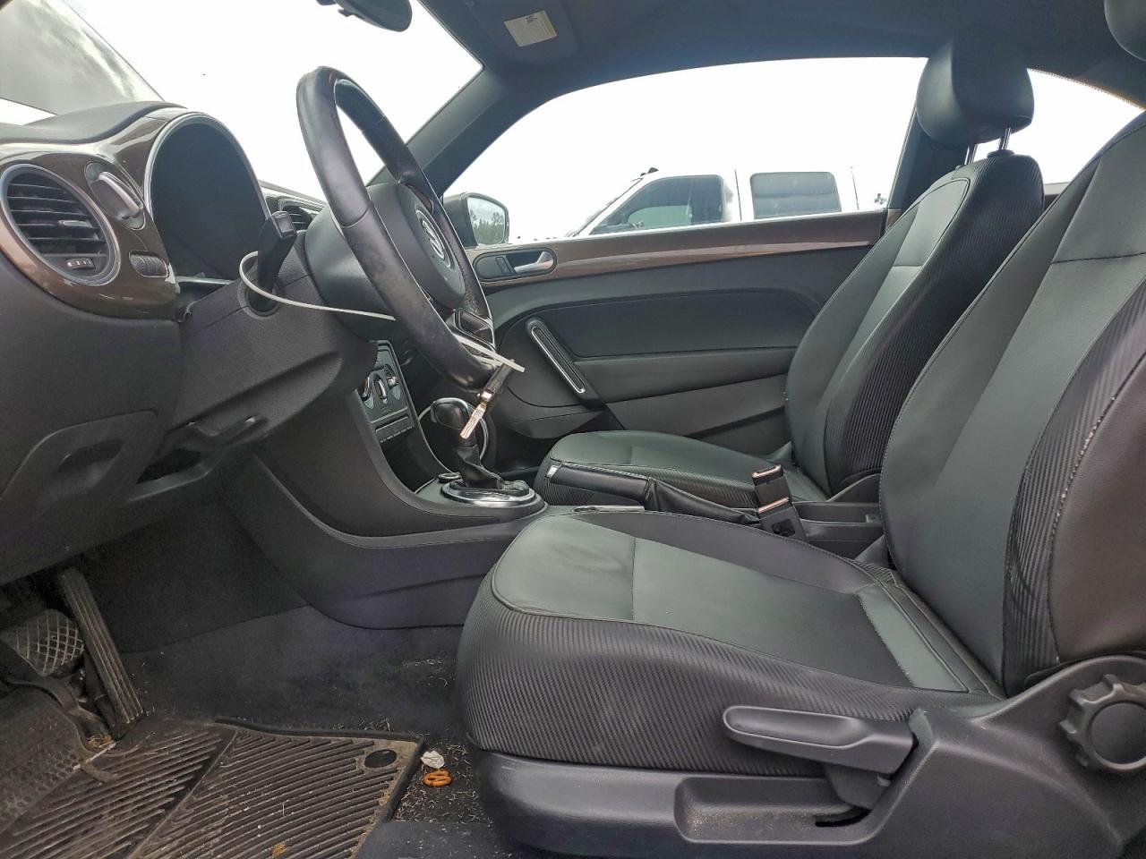 2012 Volkswagen Beetle VIN: 3VWJX7ATXCM620130 Lot: 94797455