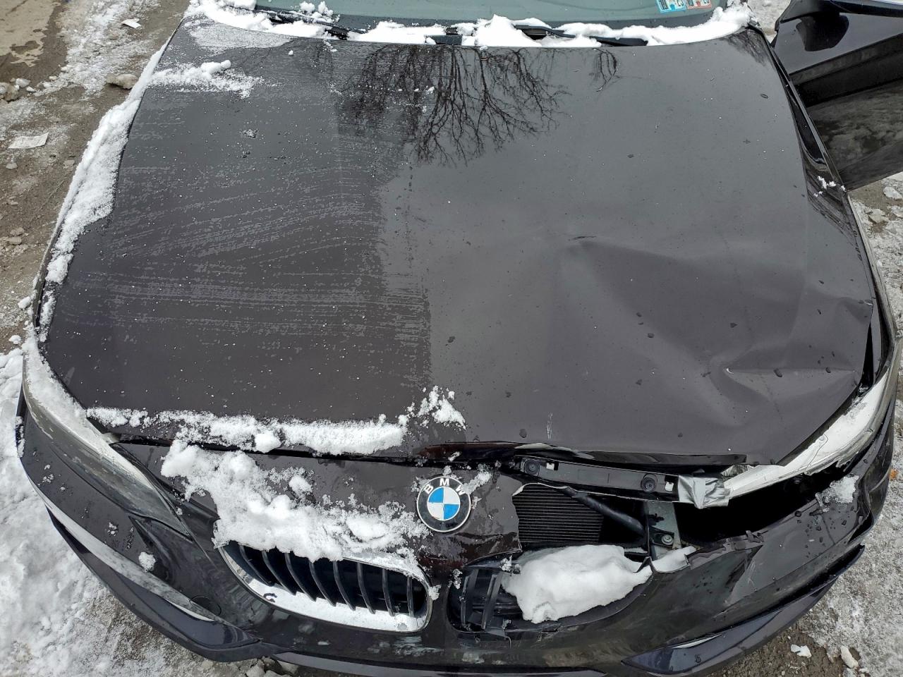 Фото: WBA1L9C58GV767726