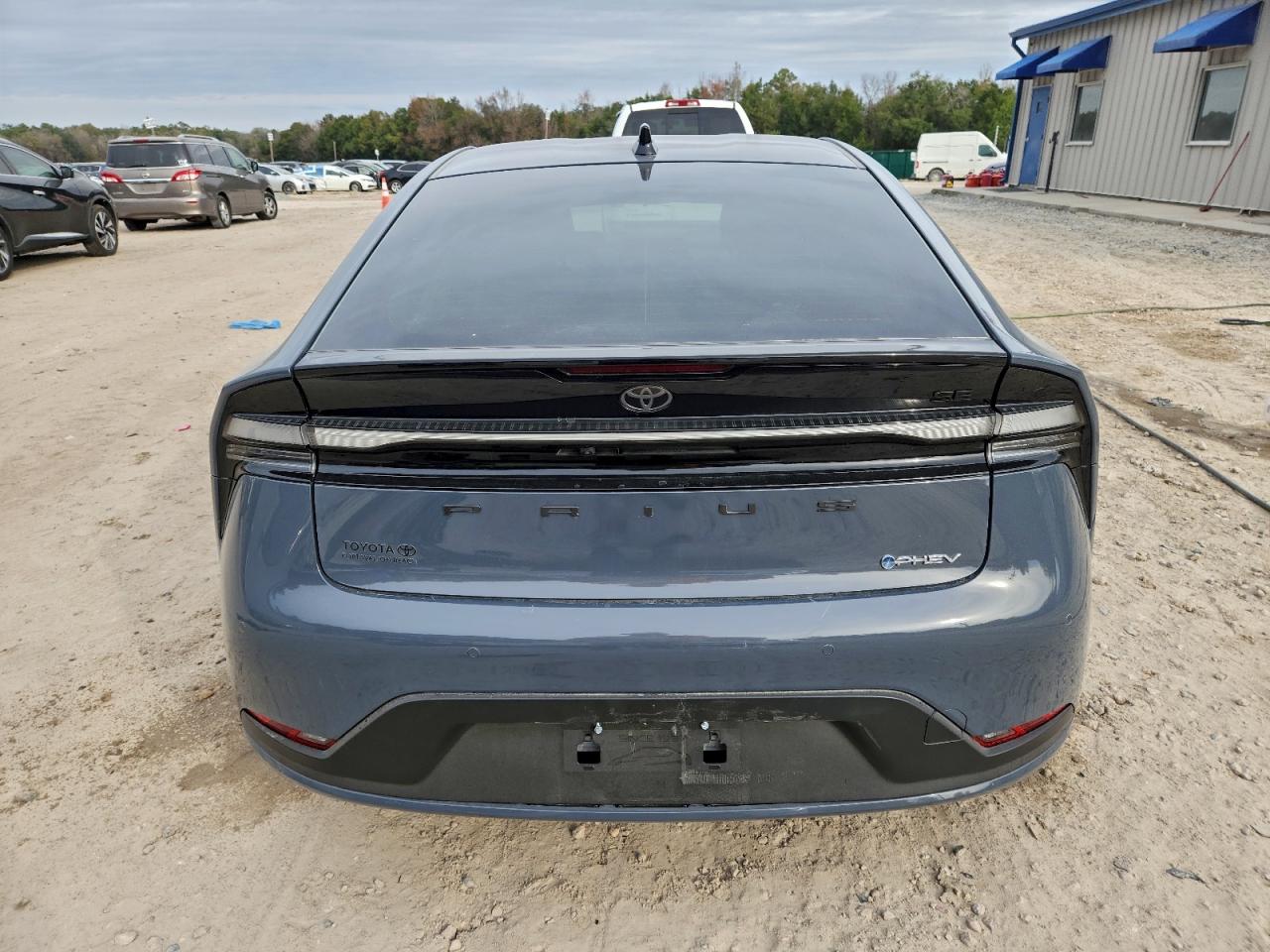 2026 Toyota Prius Se VIN: JTDACACU0T3055454 Lot: 94273635