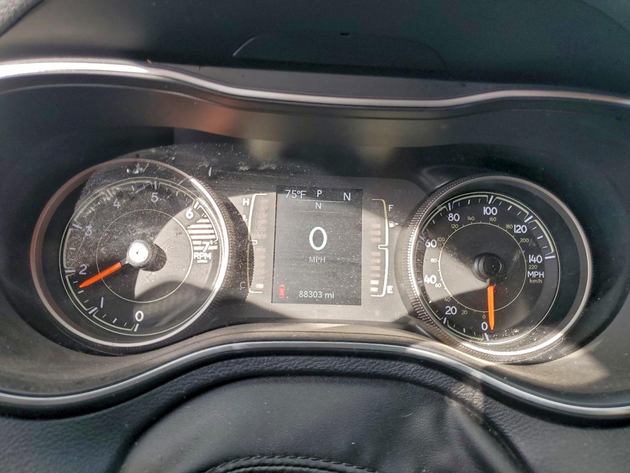 2019 Jeep Cherokee Latitude VIN: 1C4PJLCBXKD134472 Lot: 94294575