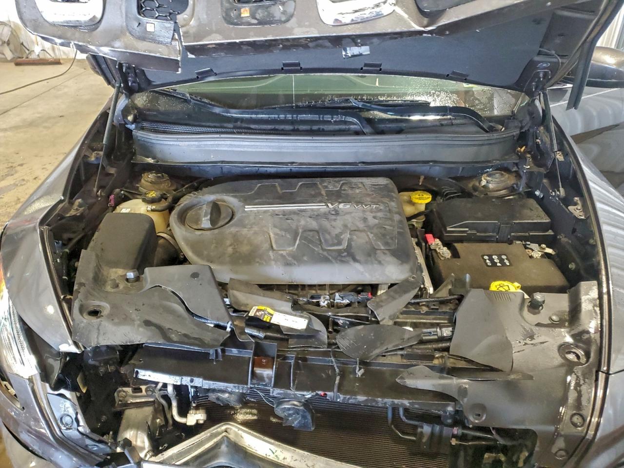 2015 Jeep Cherokee Latitude VIN: 1C4PJMCSXFW583201 Lot: 96064365