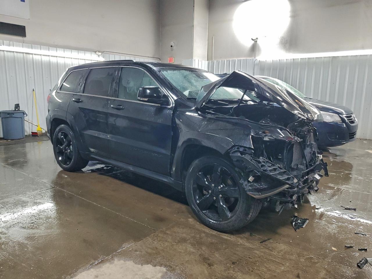 2016 Jeep Grand Cherokee Overland VIN: 1C4RJFCG9GC425936 Lot: 97849255