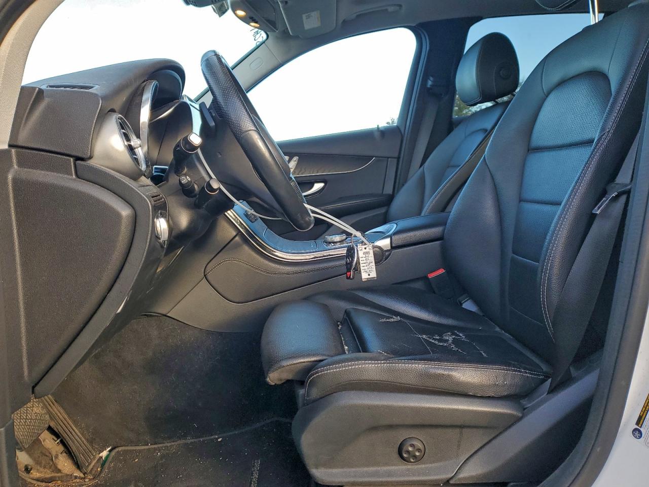 2017 Mercedes-Benz Glc 300 4Matic VIN: WDC0G4KB3HF179011 Lot: 95618945