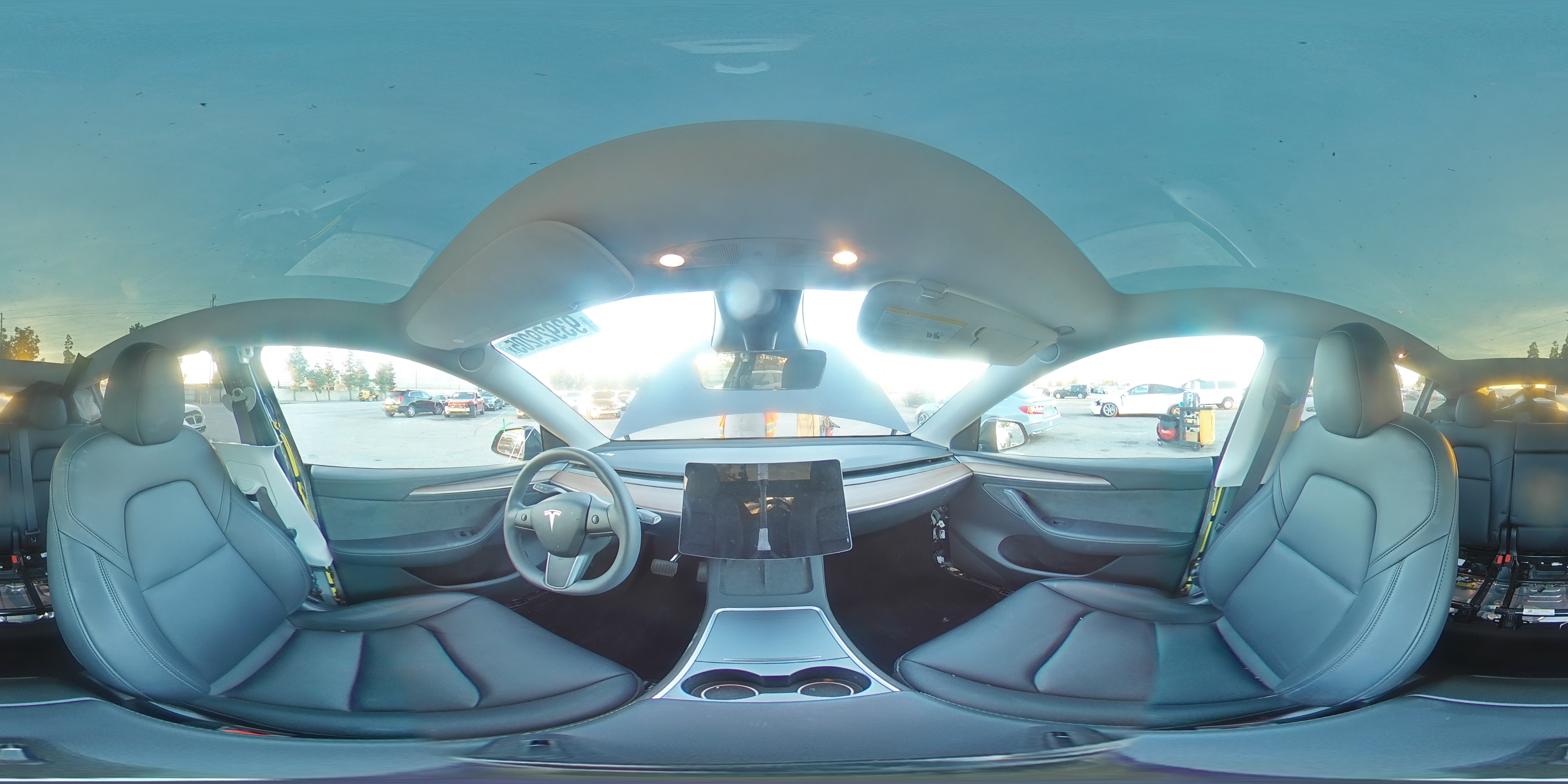 2025 Tesla Model Y VIN: 7SAYGDED3SF218281 Lot: 93929205