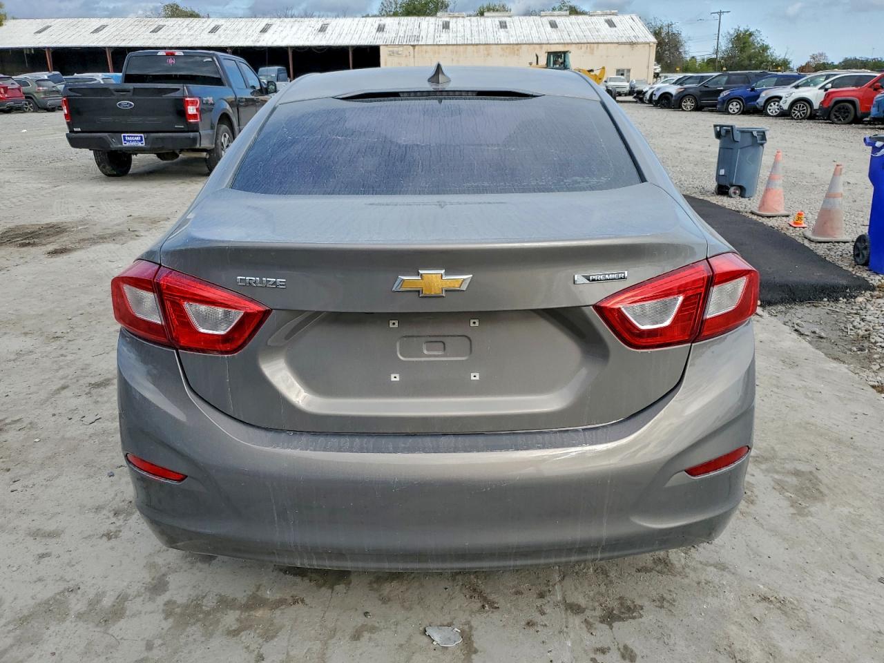 2018 Chevrolet Cruze Premier VIN: 1G1BF5SM0J7150129 Lot: 92429985
