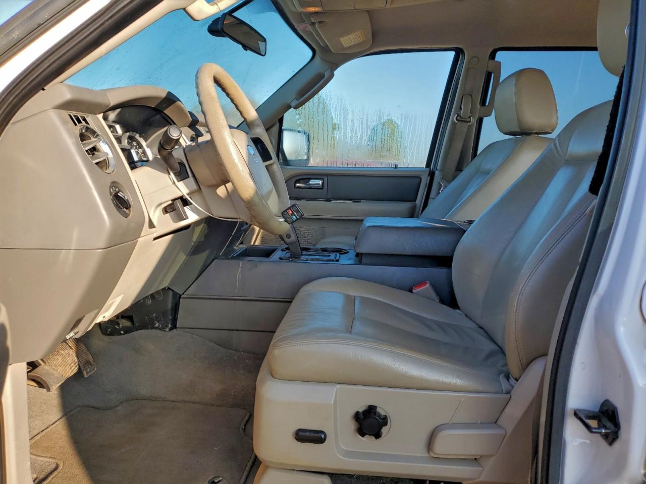 2007 Ford Expedition Xlt VIN: 1FMFU155X7LA01542 Lot: 95968445