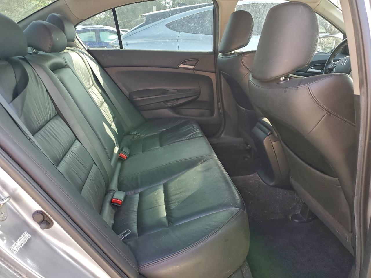 2011 Honda Accord Se VIN: 1HGCP2F62BA078892 Lot: 95748935