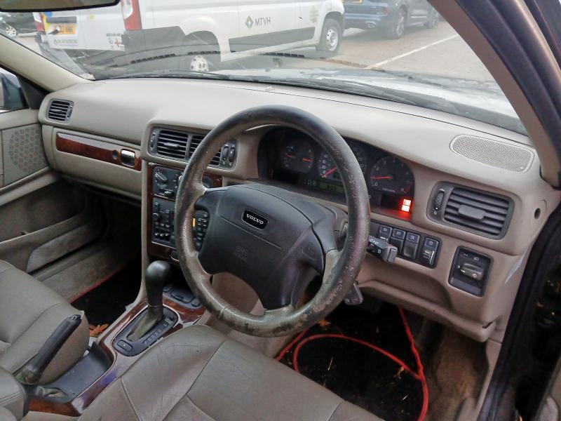 1998 VOLVO V70 T 2.5 T 5DR AUTO