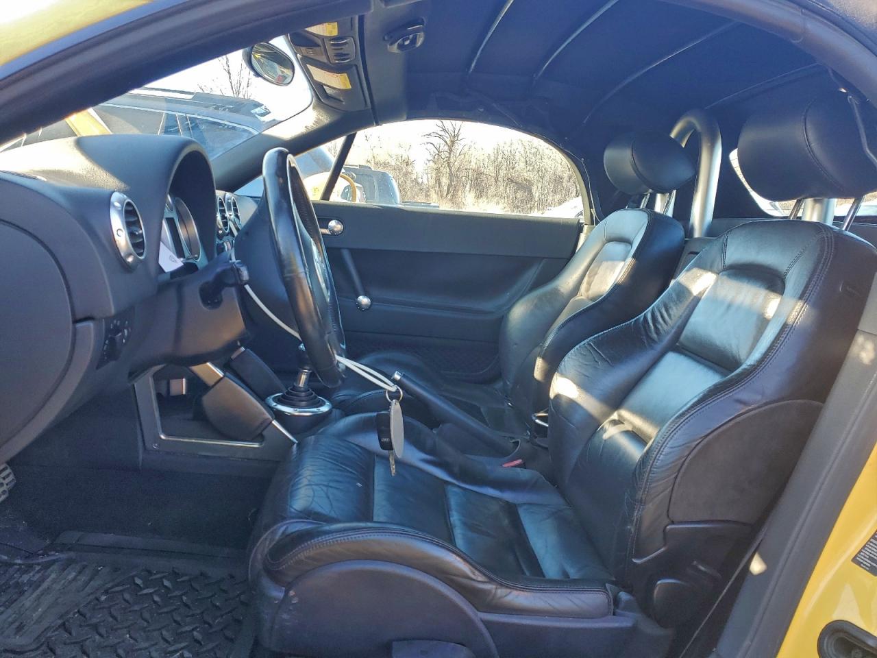 Фото: TRUUT28N661001537