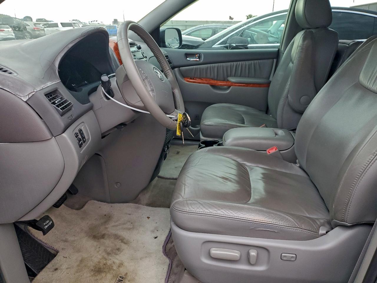 2008 Toyota Sienna Xle VIN: 5TDZK22C28S213285 Lot: 94288365