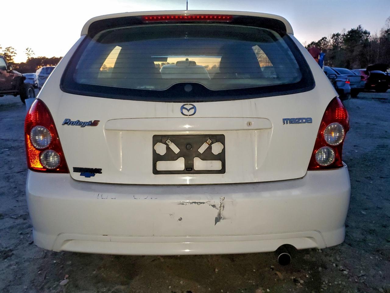 2002 Mazda Protege Pr5 VIN: JM1BJ246821539656 Lot: 94573015