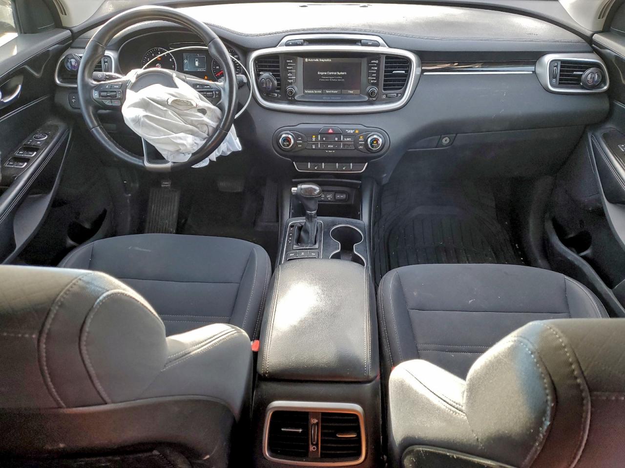 2018 Kia Sorento Lx VIN: 5XYPGDA38JG415816 Lot: 94386965