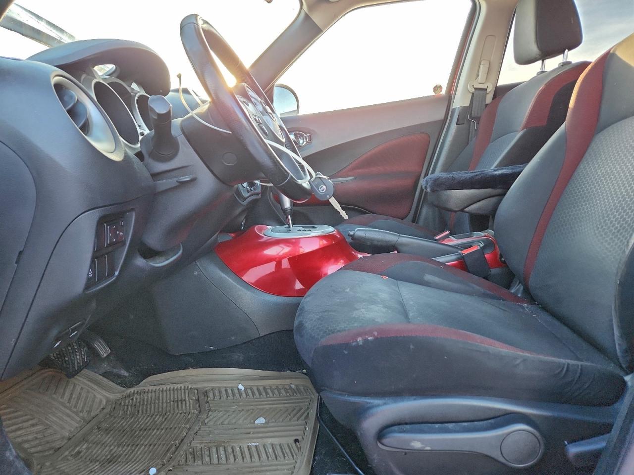 2011 Nissan Juke S VIN: JN8AF5MR1BT013533 Lot: 96818005