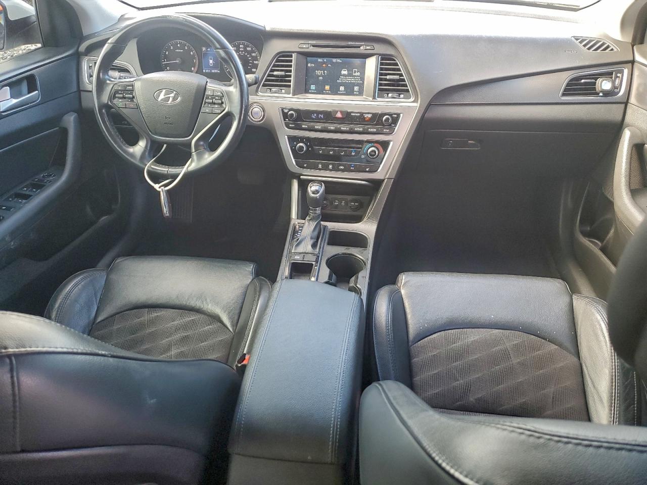 2017 Hyundai Sonata Sport VIN: 5NPE34AF9HH521031 Lot: 95655565