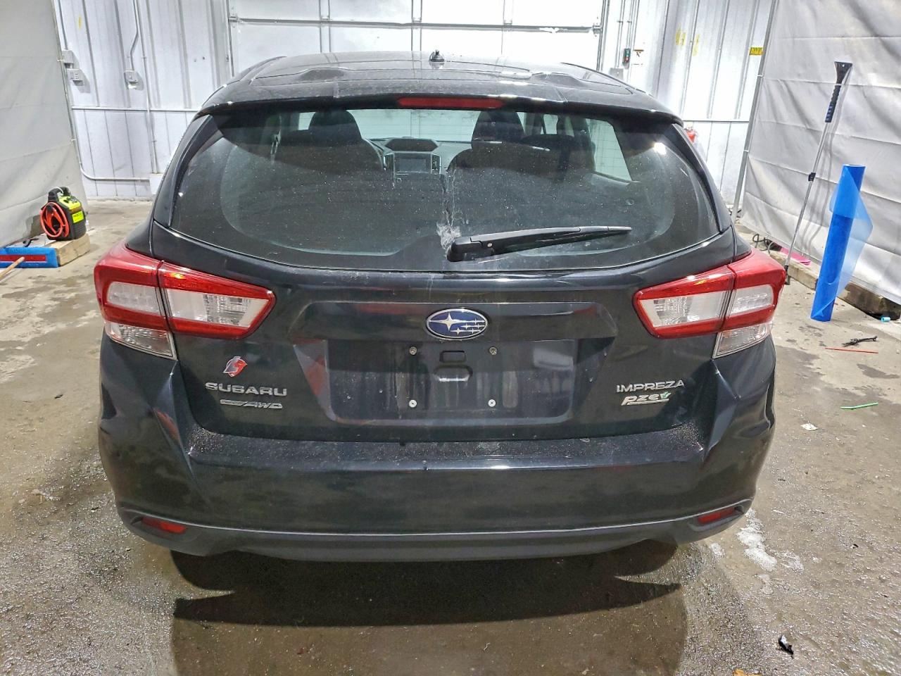 2017 Subaru Impreza VIN: 4S3GTAA68H3718565 Lot: 97330995