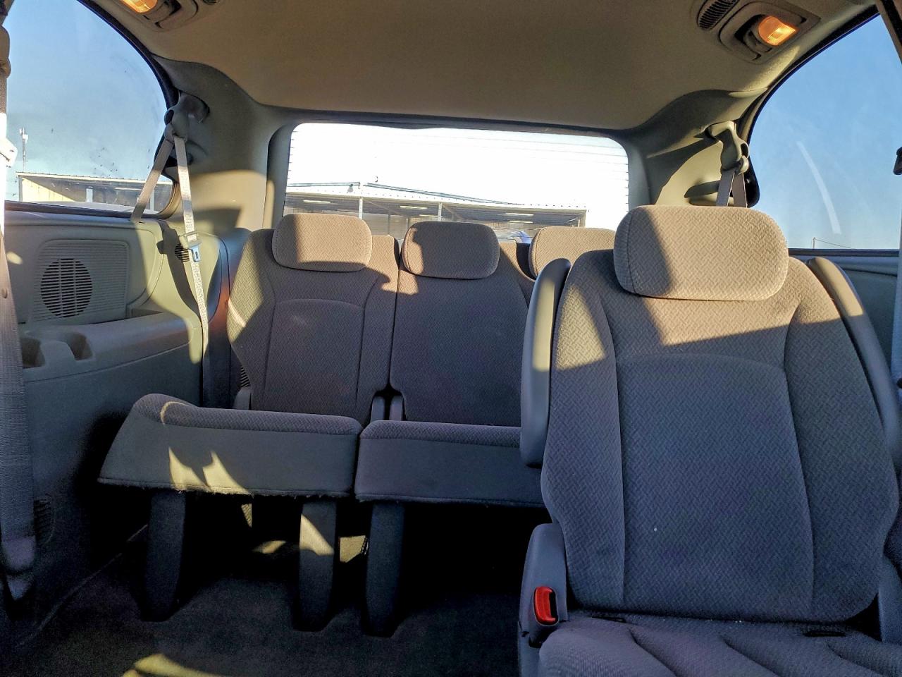 2007 Chrysler Town & Country Touring VIN: 2A4GP54L47R207061 Lot: 94336825