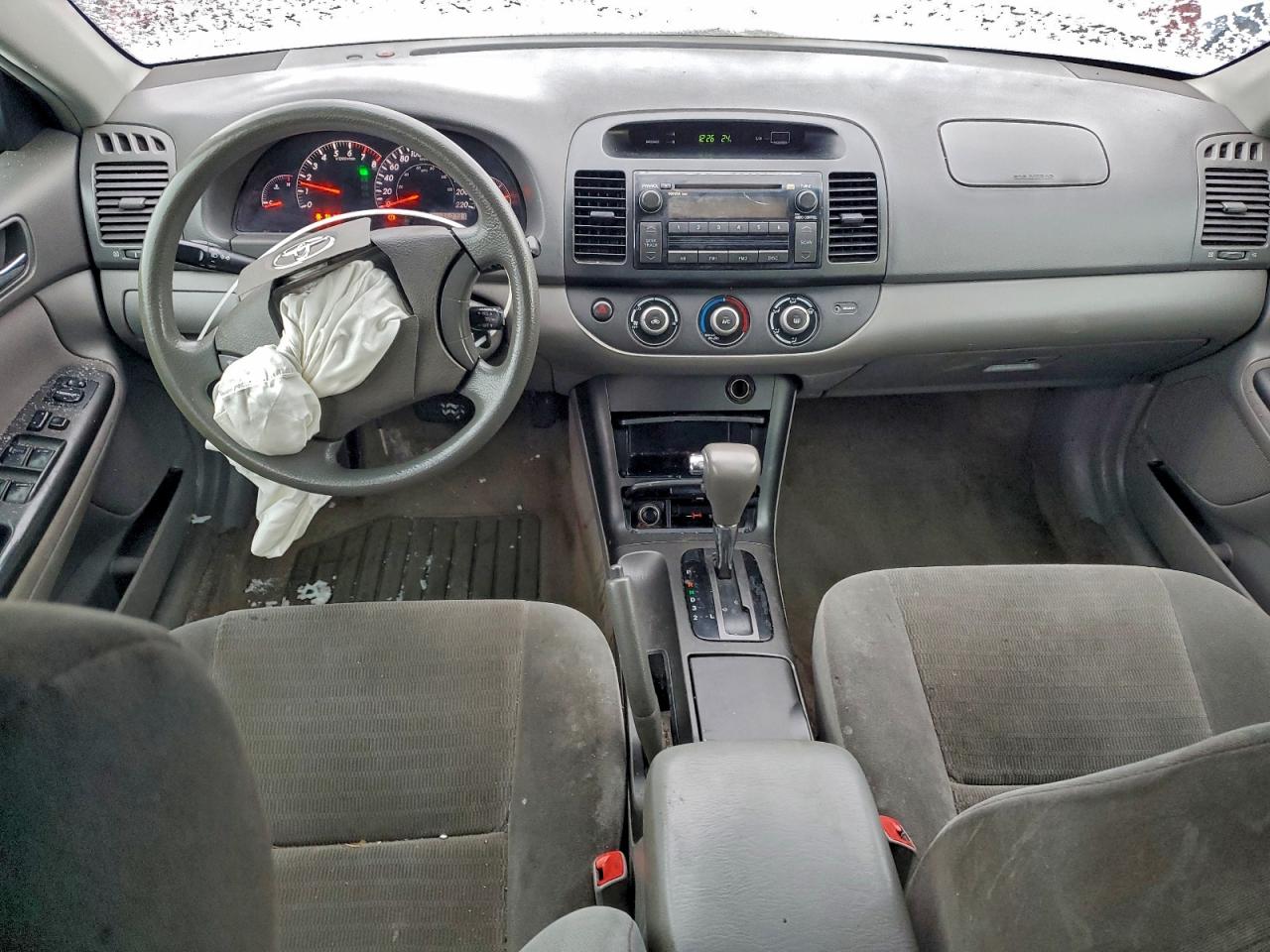 2005 Toyota Camry Le VIN: 4T1BE32K25U028890 Lot: 93280685